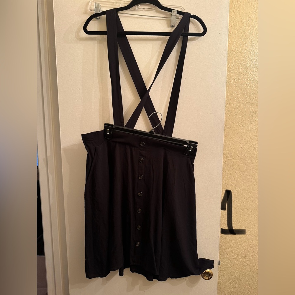 Size one Torrid Jumper skirt